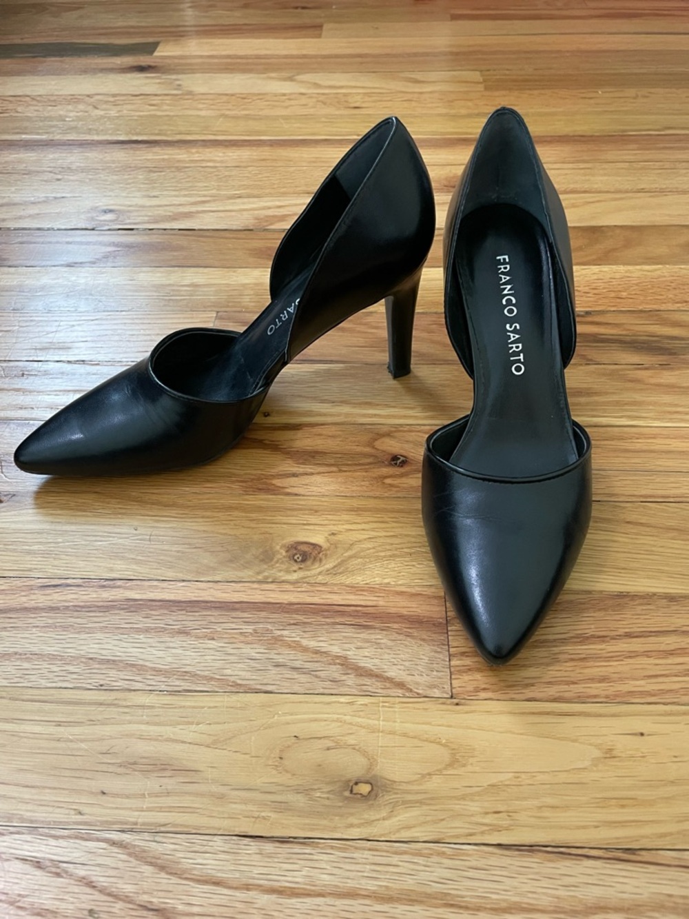 Franco Sarto Arrow Black Leather Pointed-Toe Women's Heels